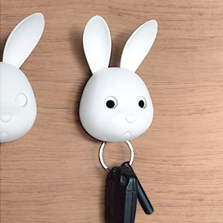Women's Bunny Key Holder In