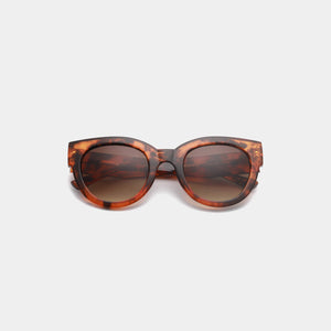 Sunglasses Round Lilly in Havana Tortoise and Tinted Lenses