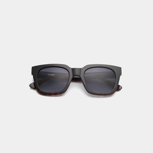 Sunglasses Trapezium Nancy in Black Demi Tortoise