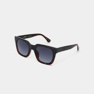 Sunglasses Trapezium Nancy in Black Demi Tortoise